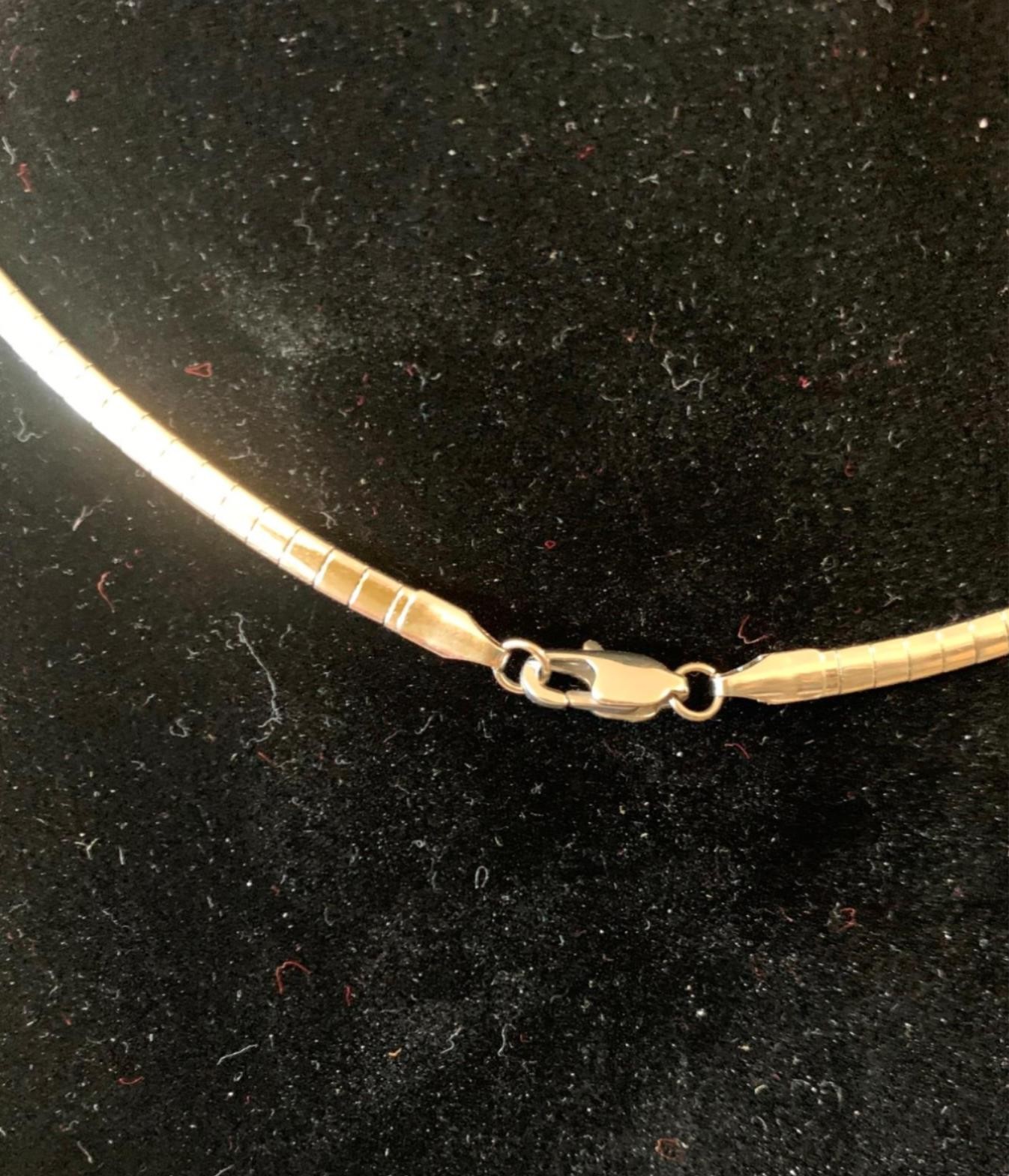 18 INCH 3MM STAINLESS STEEL SILVER DOMED OMEGA WITH LOBSTER CLAW CLASP