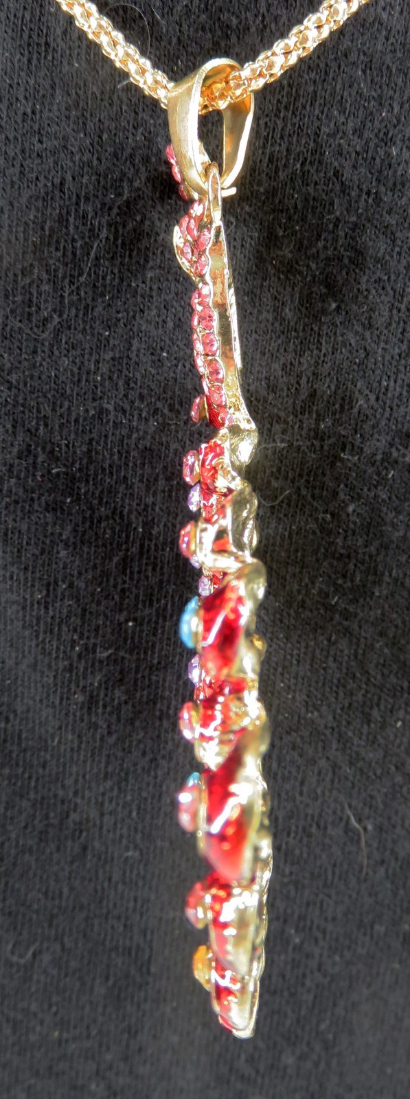 NWT-Betsey Johnson Red Enamel Multi-Crystal Peacock Pendant on Goldtone Necklace
