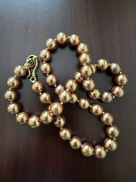 Beautiful Round Mocha 10 mm Faux Pearls Elegant 19″ Necklace.