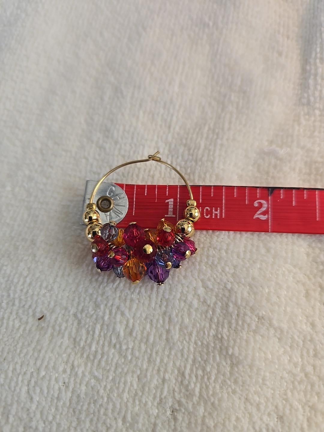 Women’s Hoop earings with beads.