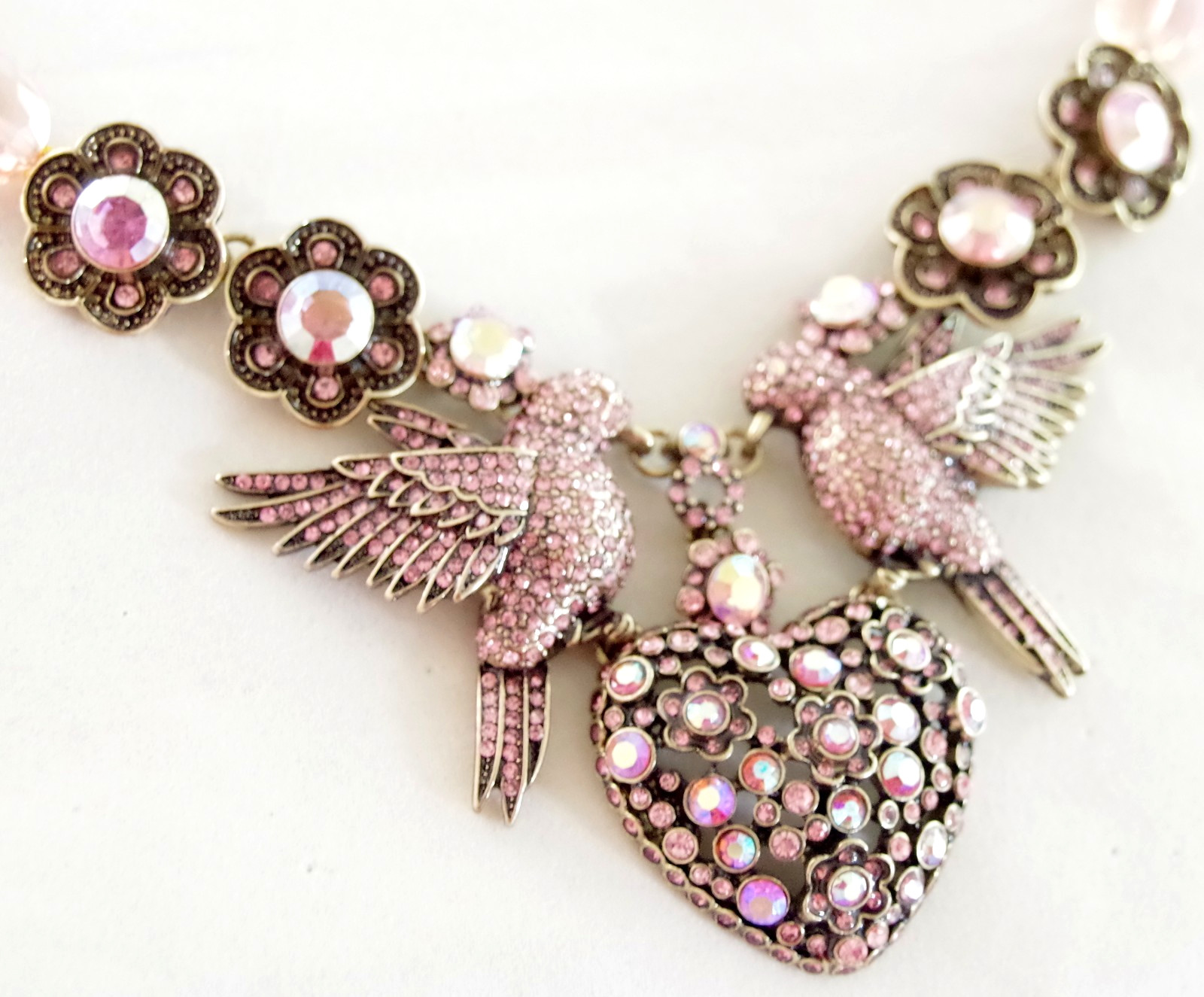 DESIGNER STYLE PINK AB CRYSTAL RHINESTONE LOVE BIRDS VALENTINE HEART NECKLACE