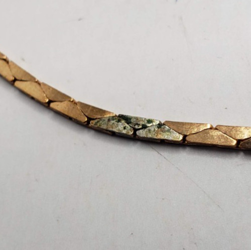 Gold Tone Flat Herringbone 10 Inch Vintage Chain Necklace