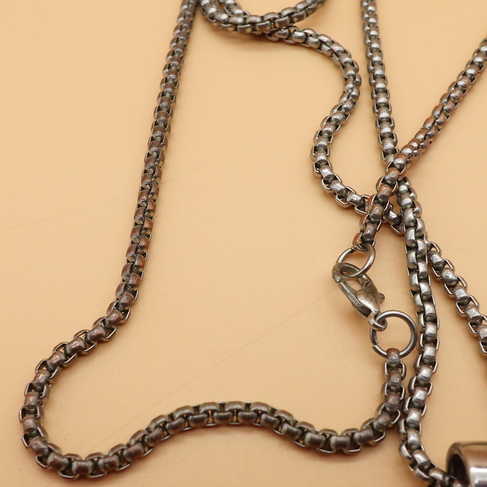 Bryant 24 Jersey Pendant Necklace Silver Tone Chain Sports Statement Jewelry