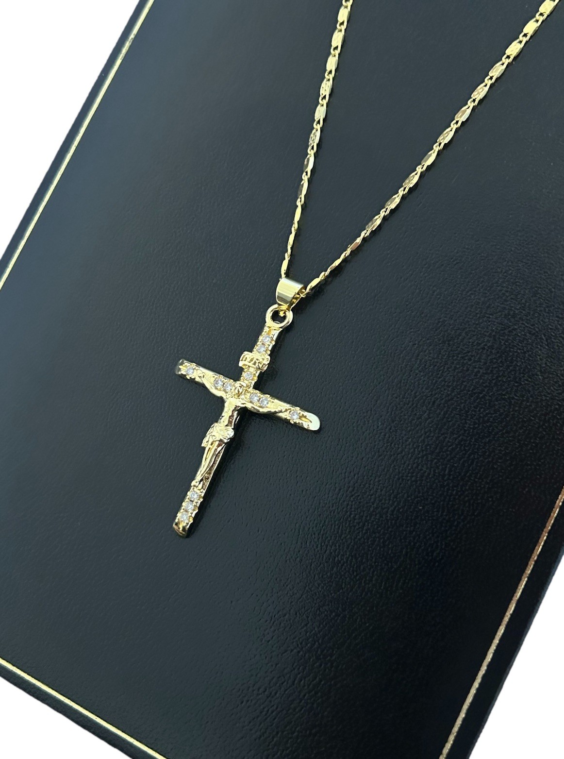 9ct Gold CZ Crucifix Cross Pendant & 50cm Italian Baht Chain Gold Filled Unisex