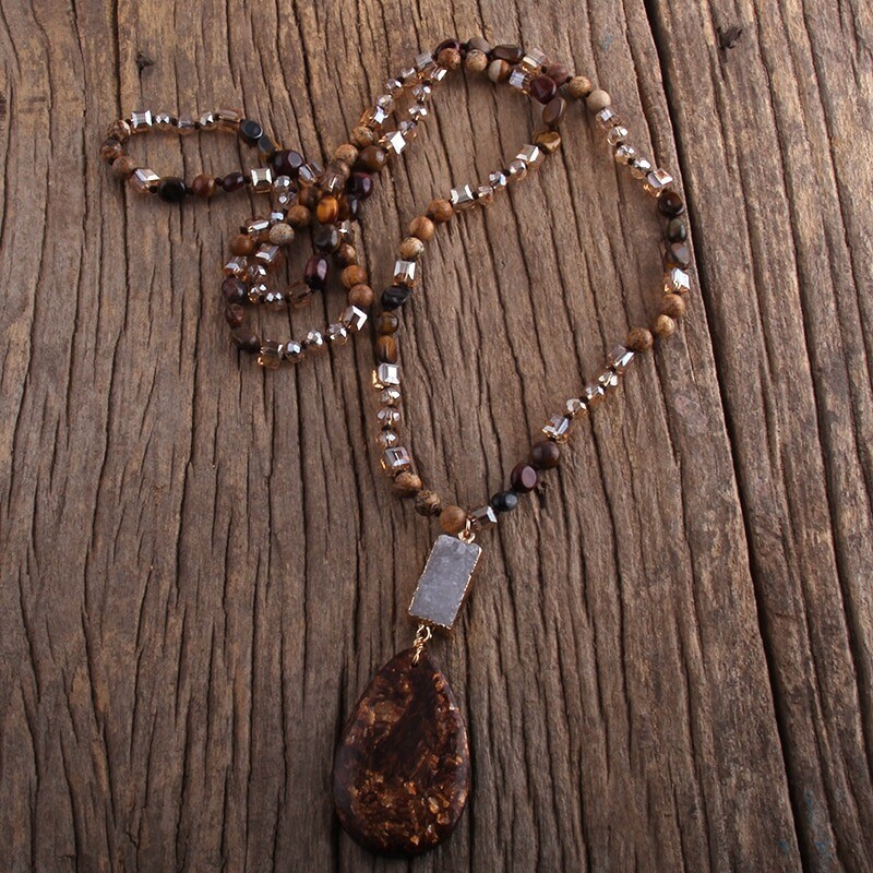 Fashion Jewelry Natural Random Shape Stones Semi Precious Pendant Necklaces