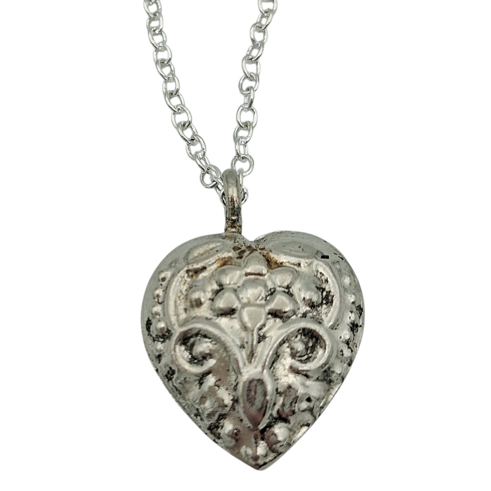 Silver Tone Puffed Heart Pendant Necklace Embossed Floral Double Sided 18″