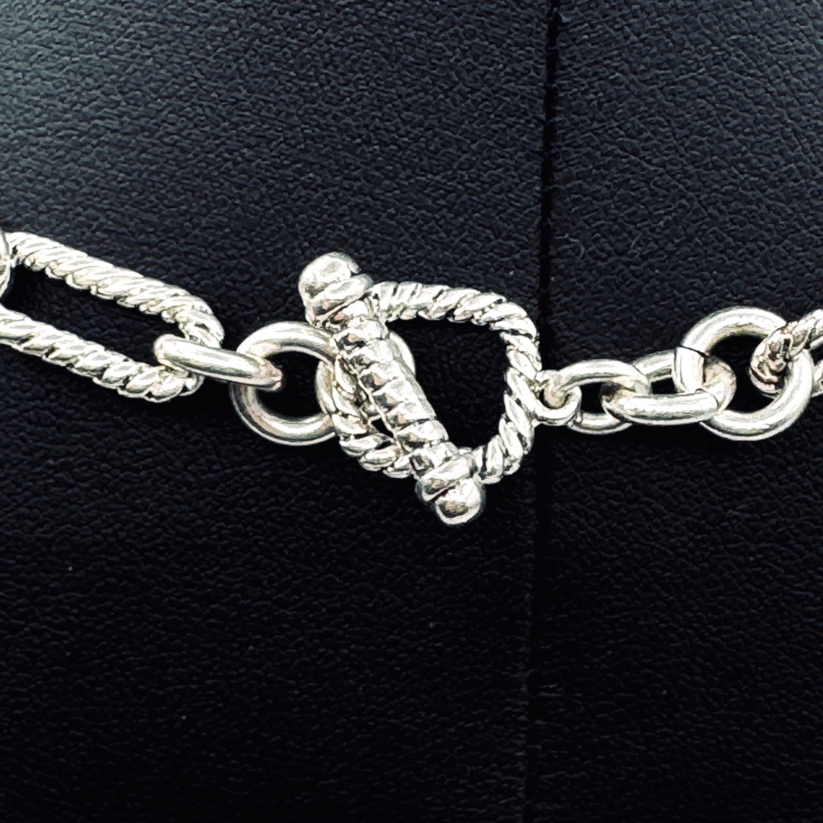 Cable Chain Choker Necklace Silver Tone Links Toggle Clasp 14″