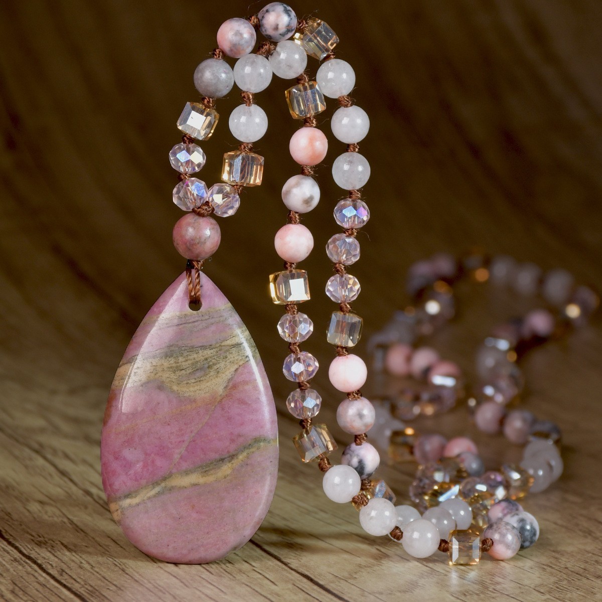 New Vintage Natural Stone Pendant Necklace For Women Knot Necklace Sweater Chain