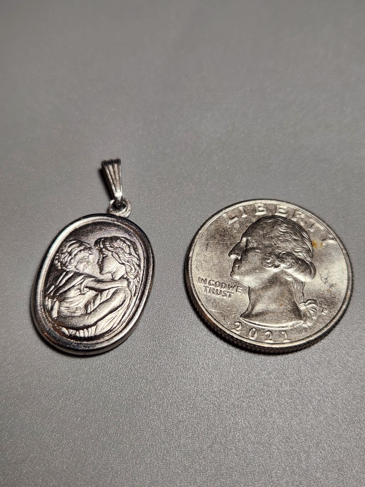 Mother and A child New Pendant Made in 925 Sterling silver Length 32mm
