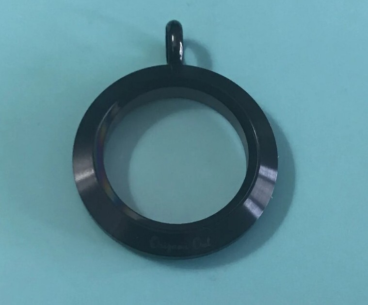 Origami Owl Medium Black w/Scarabaeus Crystal Twist Locket Face and base, NEW