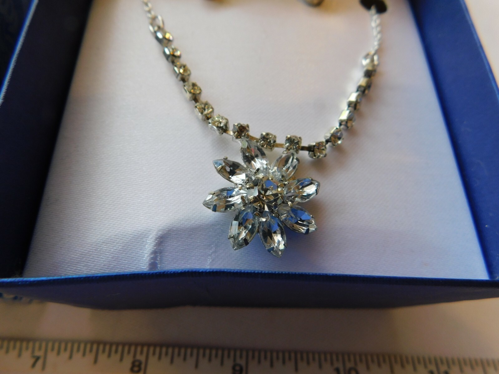 Unbranded Ladies Women’s Necklace & Earrings Silver Tone 18″+3″ 17477737 NEW NOS