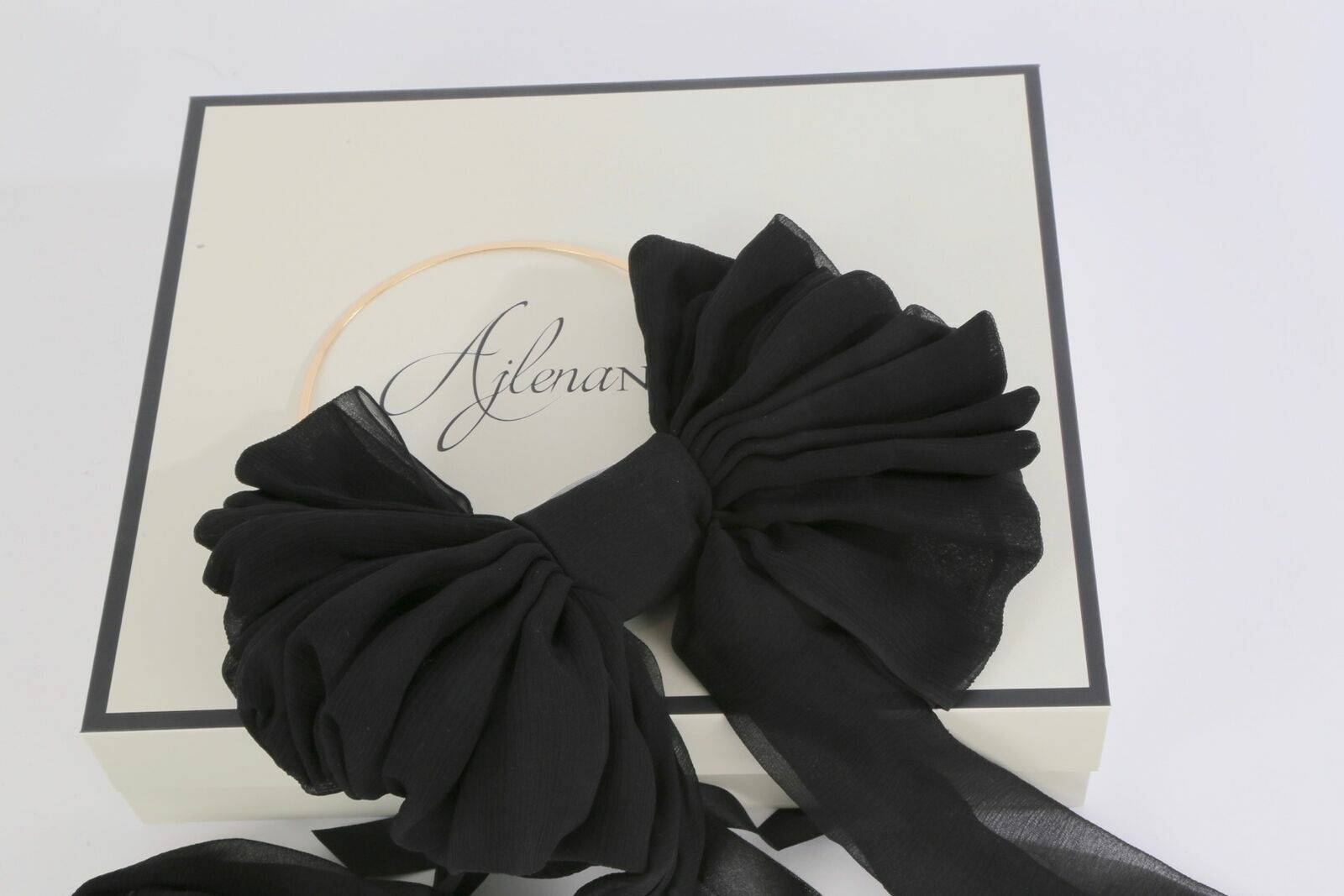 Ajlena Nanic Exaggerated Black Oversized Silk Chiffon Bow Choker Necklace NWB