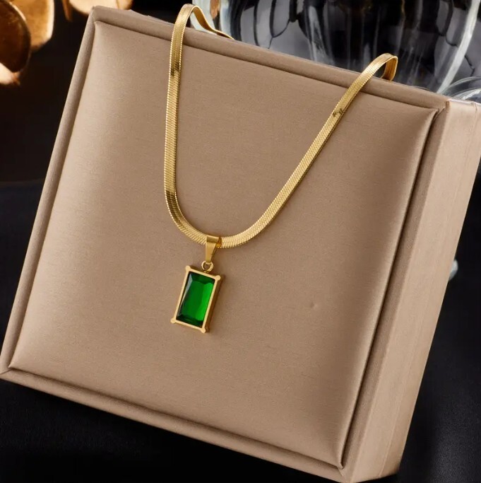 UK Women Vintage Emerald Jewelry Set Necklace Hoop Earrings Ladies Wedding Gift