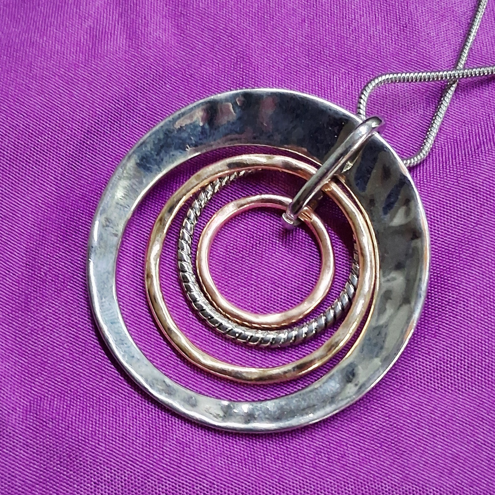Polished Stainless Steel Textured Ring Hoop Pendant Snake Chain Necklace