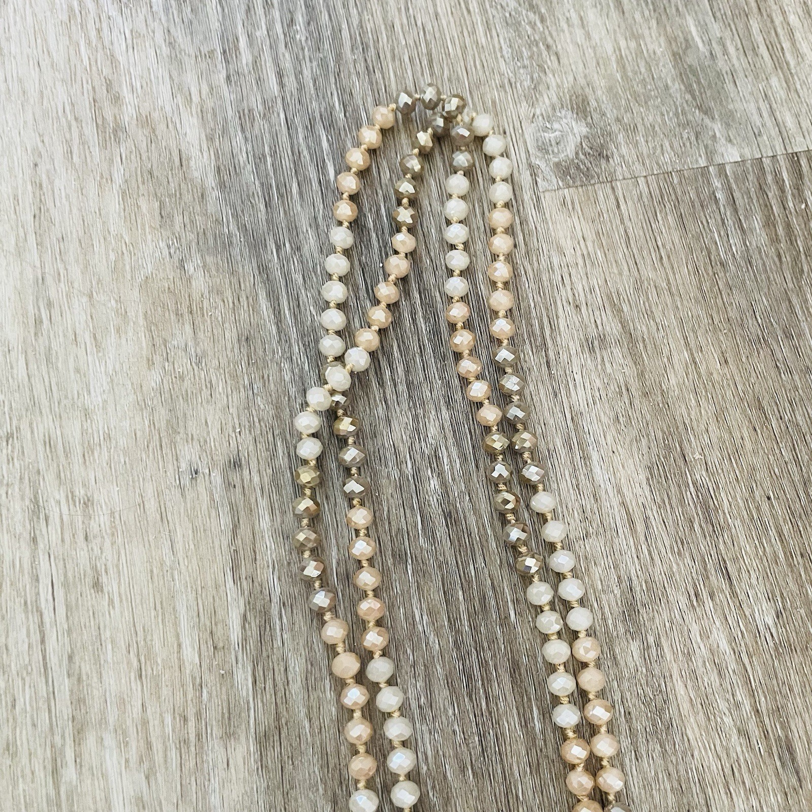 Layered Pearl Beaded Necklace in Cream and Gold – Brand Unspecified