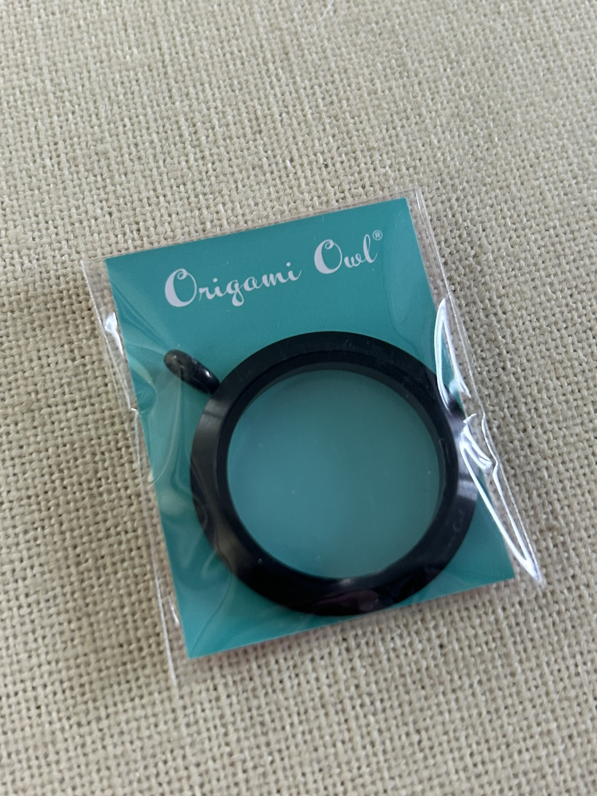 Origami Owl LK4005 Large Black “BASE ONLY” for Twist Locket “New in Package”