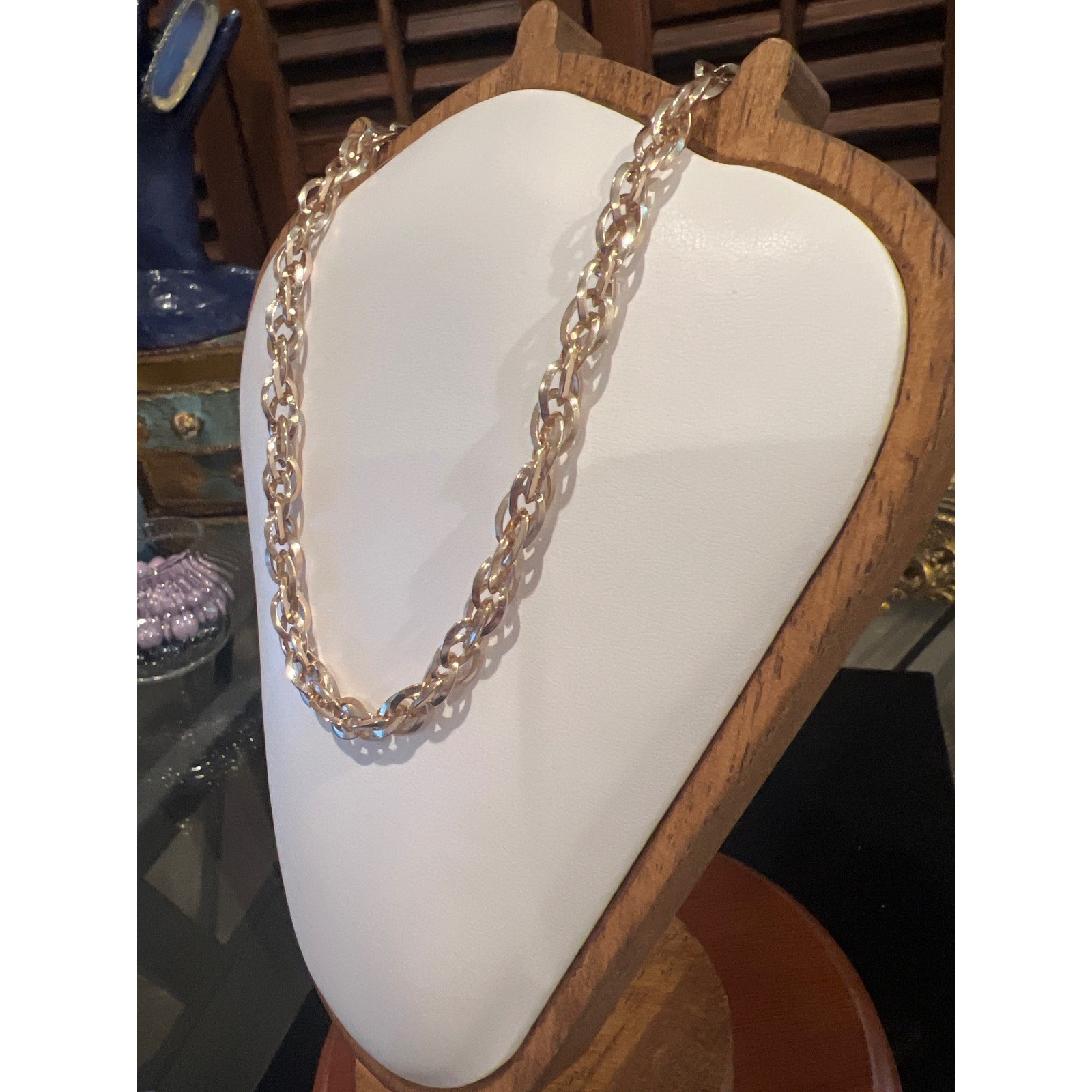 Vtg Germany Gold Tone Interlocking Link Chain Necklace 17 Inch Statement Clasp