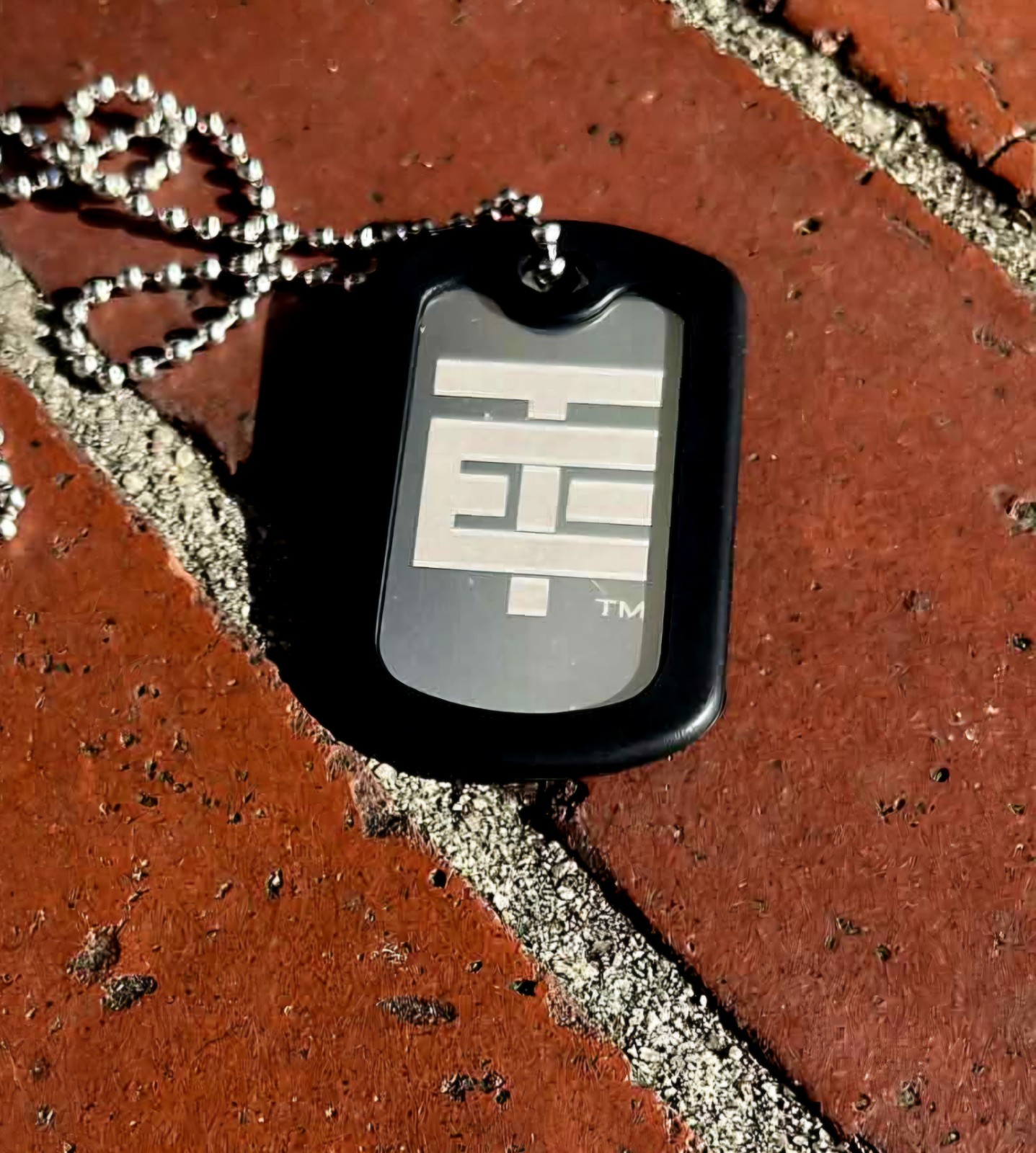 CUSTOM ENGRAVED EL Temach Plateada
