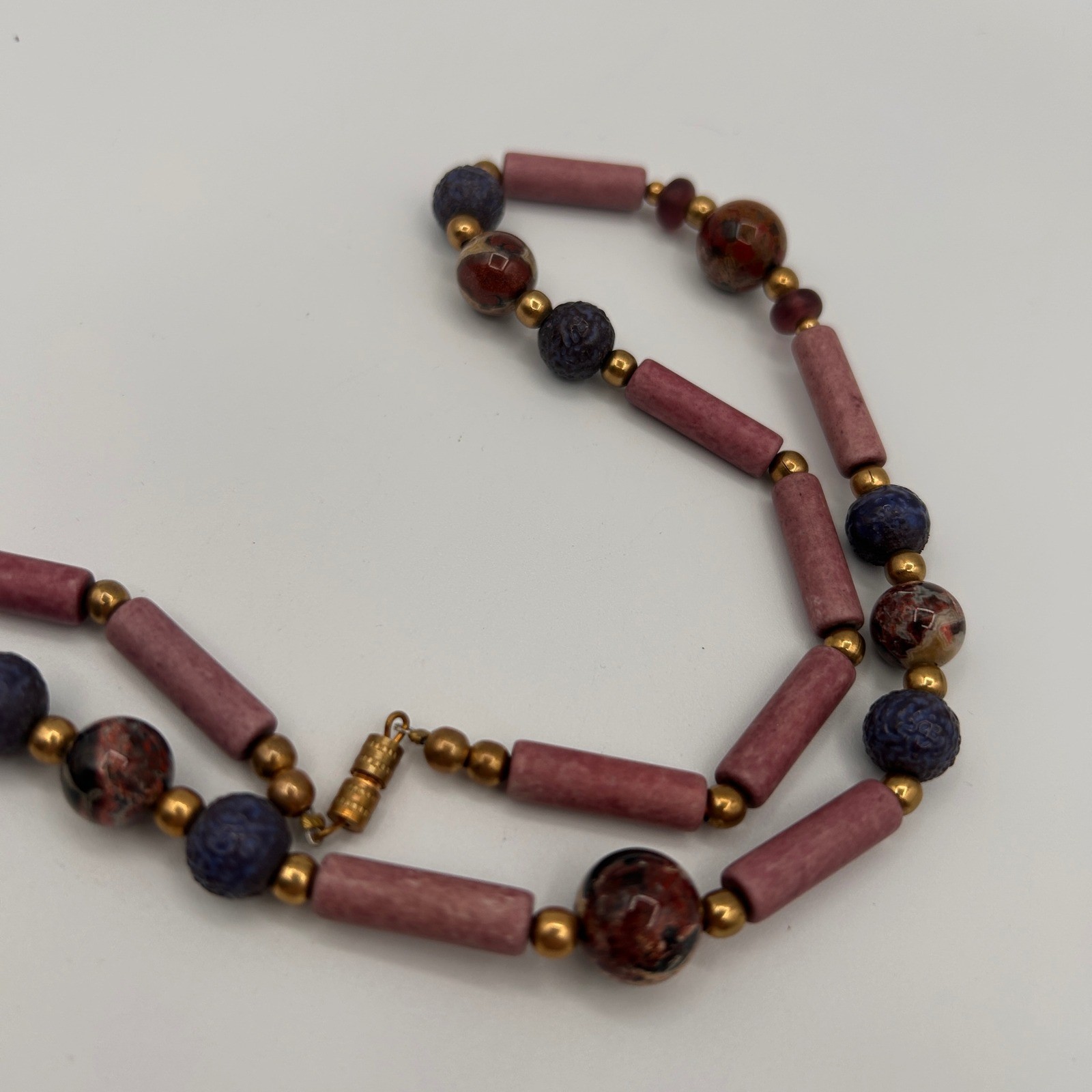 Boho Beaded Necklace Mauve Jasper Lava Rock Gold Tone Barrel Clasp 28″