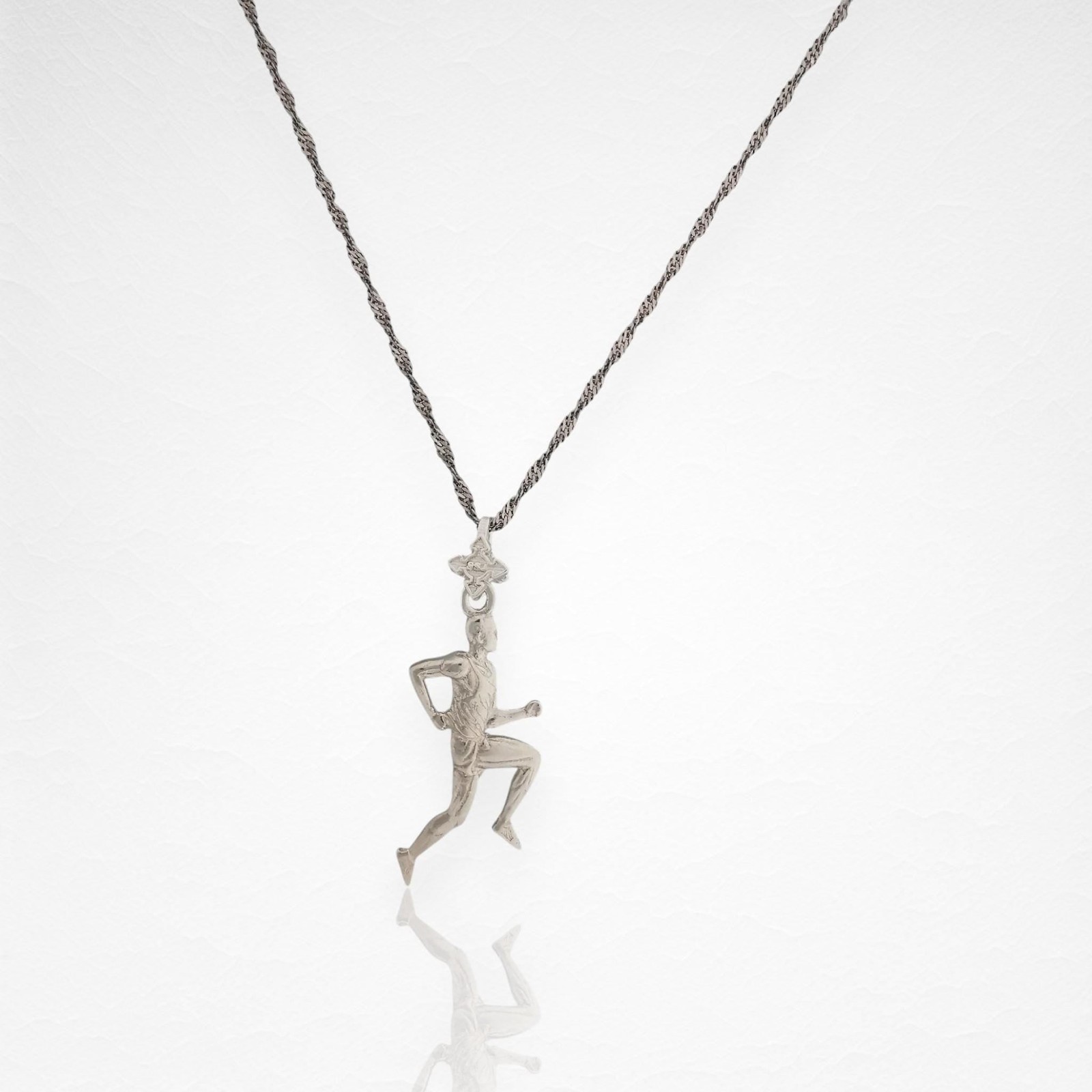 Running Pendant – Classic 925 Silver Gift for Men, Joggers, Track Athletes