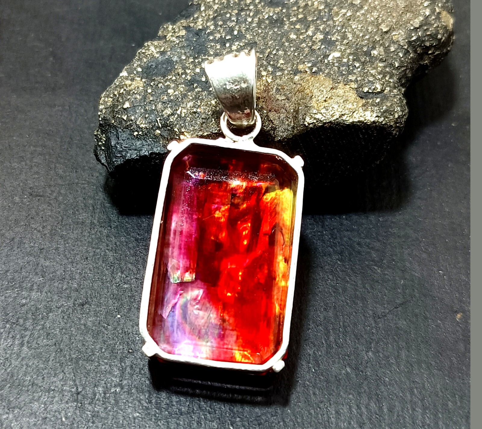 58.40 Ct Natural Ammolite 925 Solid Silver Rainbow PENDANT Certified Gemstone