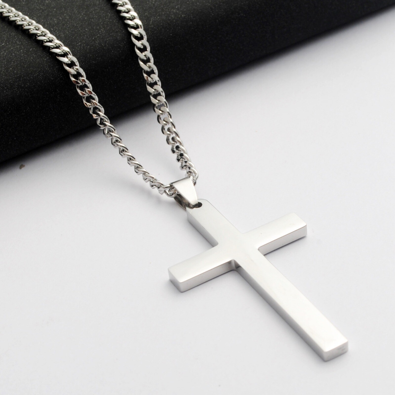 Stainless Steel Plain Silver Jesus Cross Crucifix Pendant Necklace Mens & Womens