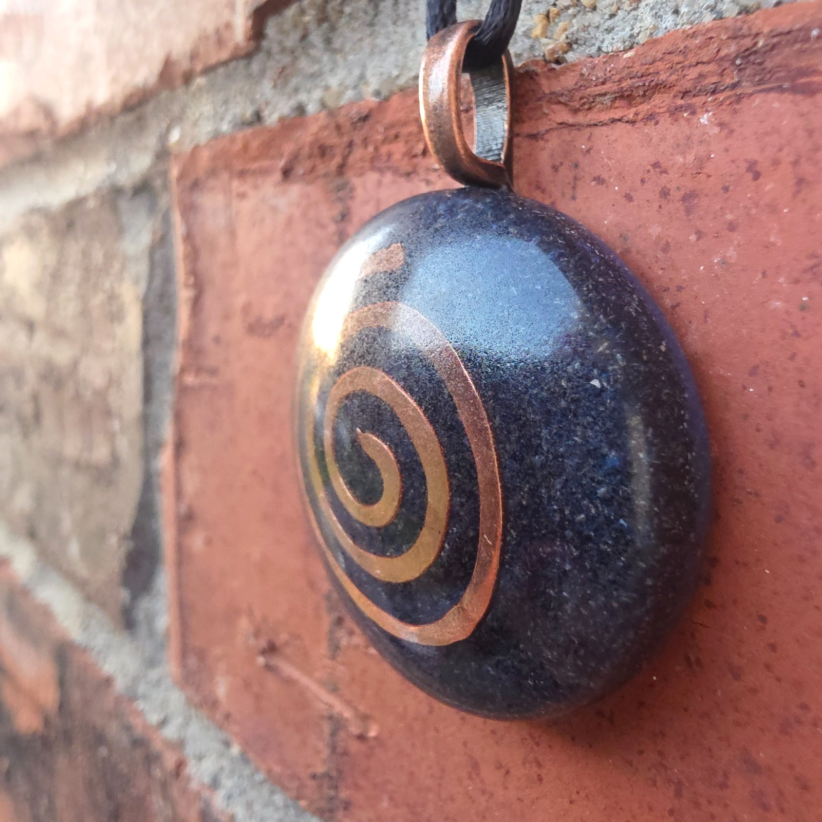 Orgonite Orgone Copper Spiral Crystal Positive Energy Pendant Necklace Spiritual