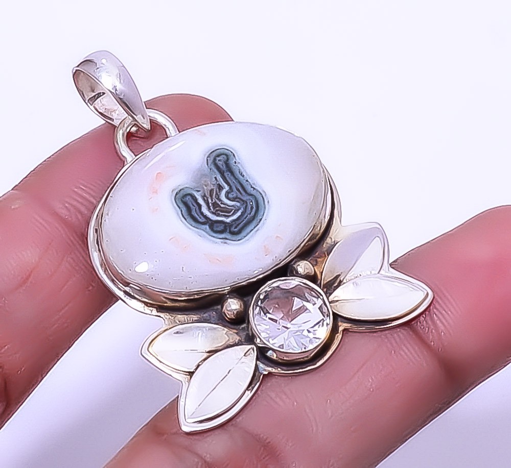 Moss Quartz & White Topaz Gemstone 925 Sterling Silver Pendant 1.72″ A374