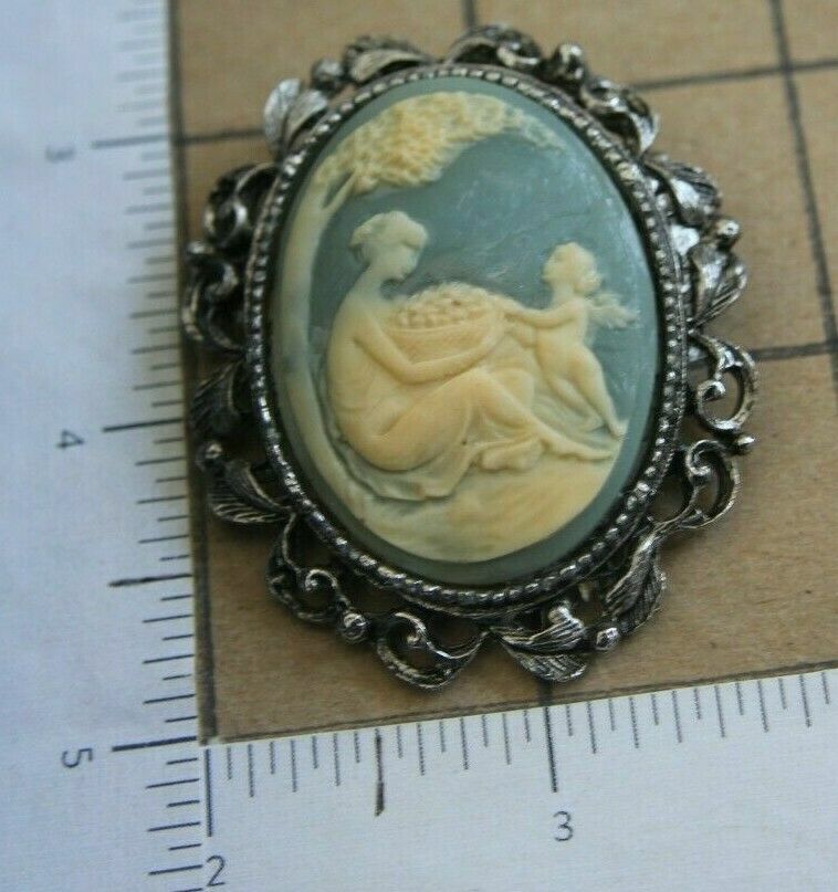Handcrafted Gothic Victorian Vintage Cameo Necklace Pendant or Brooch Jewelry