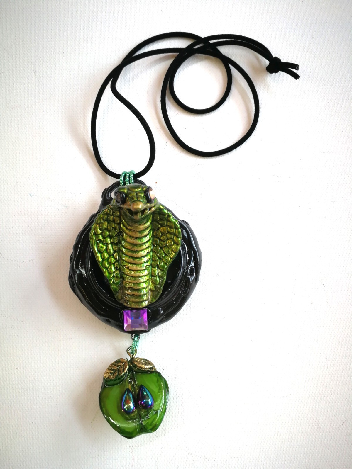 Magic Talisman Jewelry Necklace Amulet Pendant Snake Apple Paradise Luxury Jewel