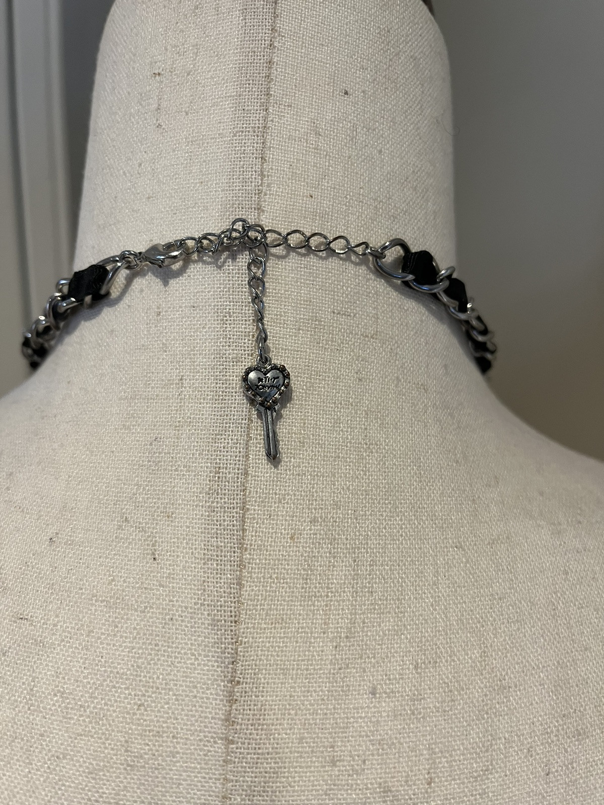 Designer Y2K Betsey Johnson Pearl Multi Chain Necklace