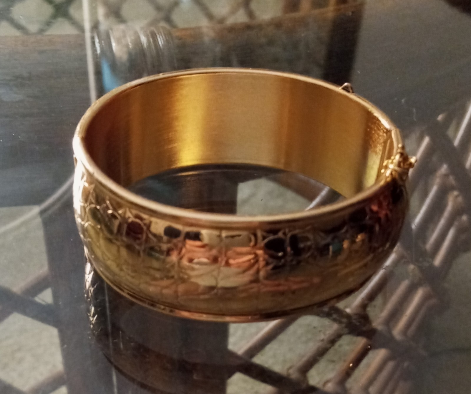 Gold Tone Bracelette
