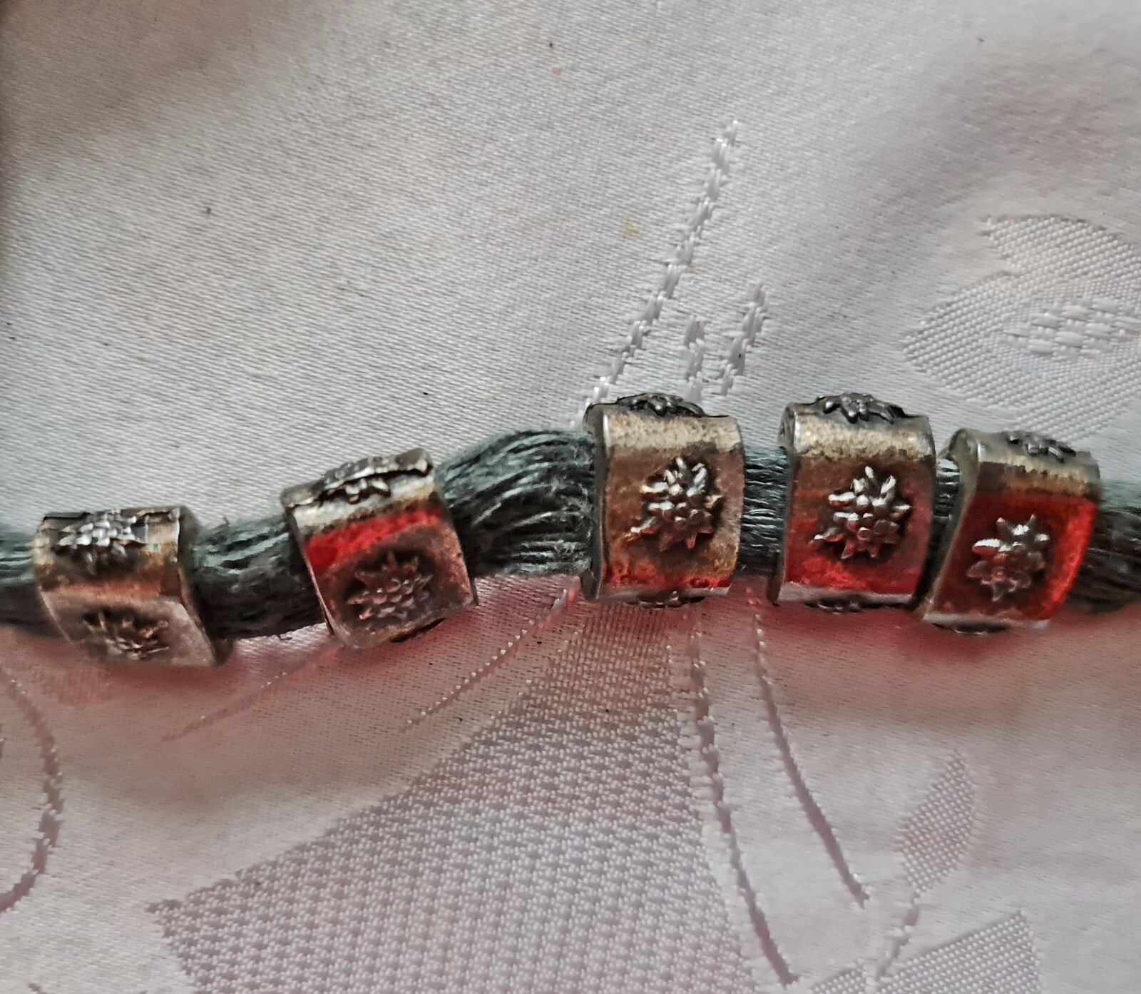 VINTAGE AUTHENTIC TRACHTEN NECKLACE OKTOBERFEST DIRNDL EDELWEISS SILVER