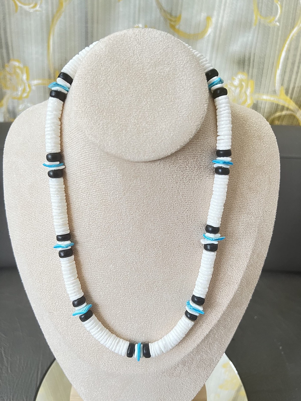 Adult Unisex Puka Shell Necklace White Clam Heishi Hawaiian Surfer Beach Neck…