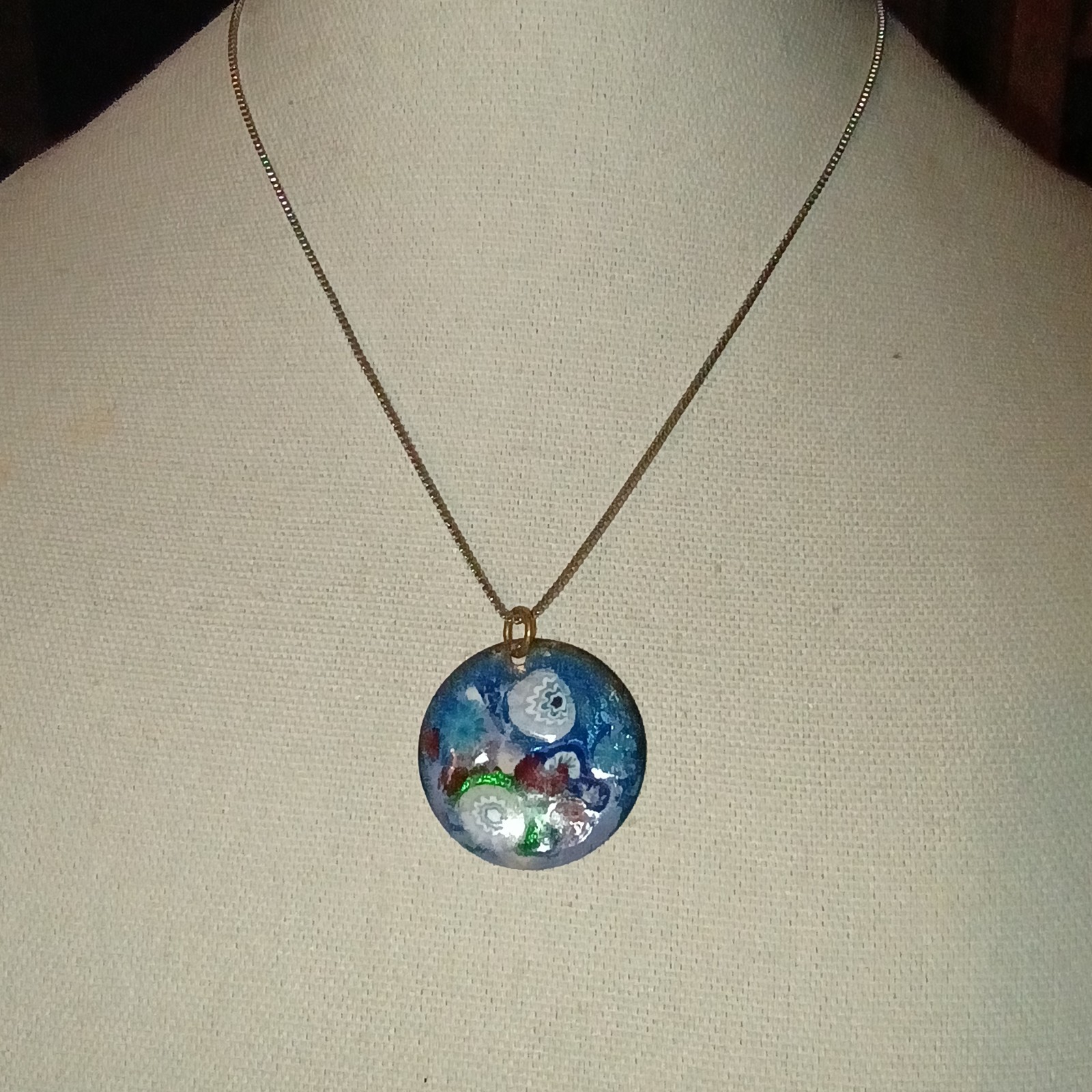 Round Multicolor Glass Pendant Necklace, Blue Accents, Box Chain, Lobster