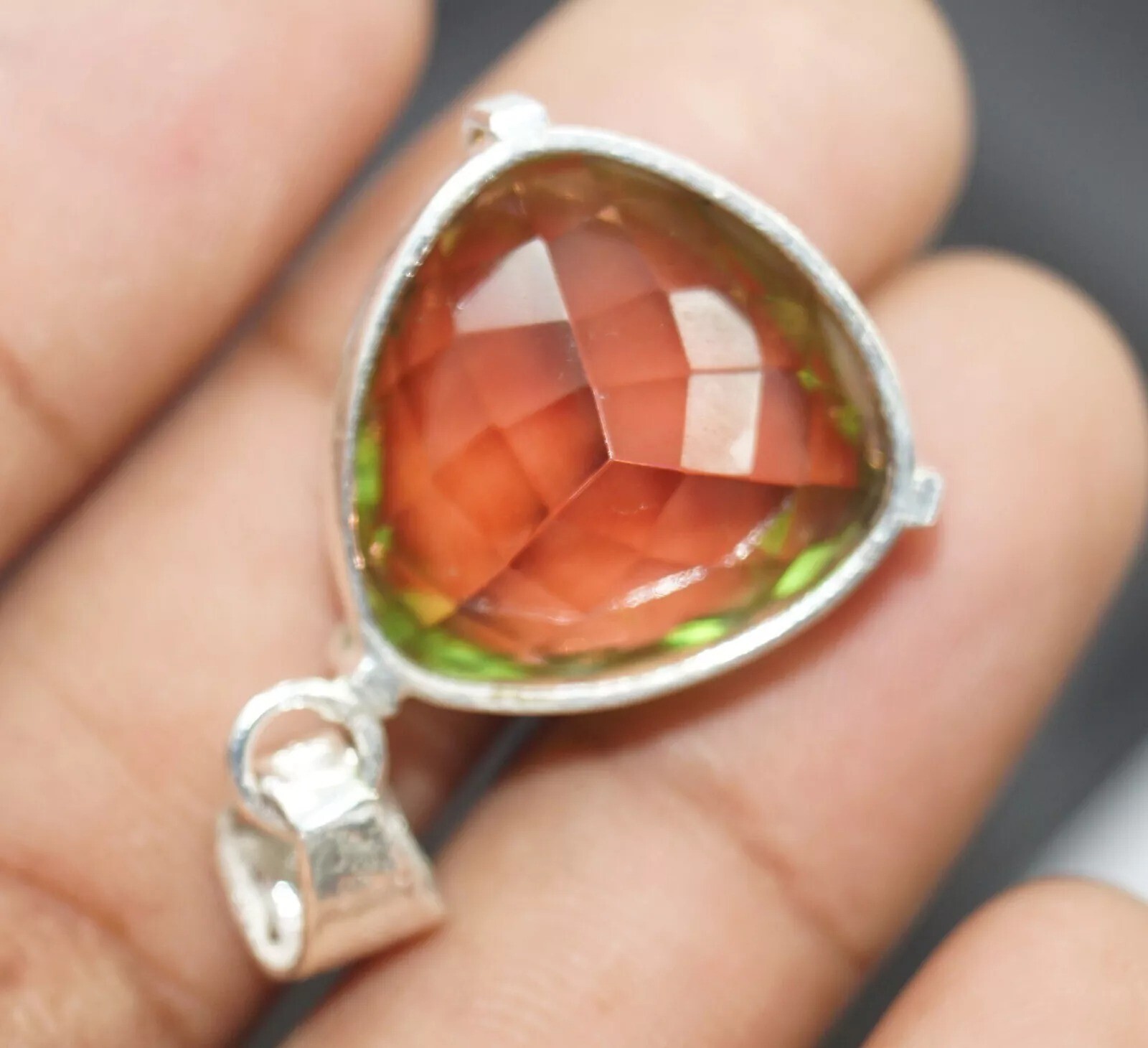 Certified 51.38 Ct Trillion Natural Zultanite 7 Color Pendant 925 Silver Jewelry