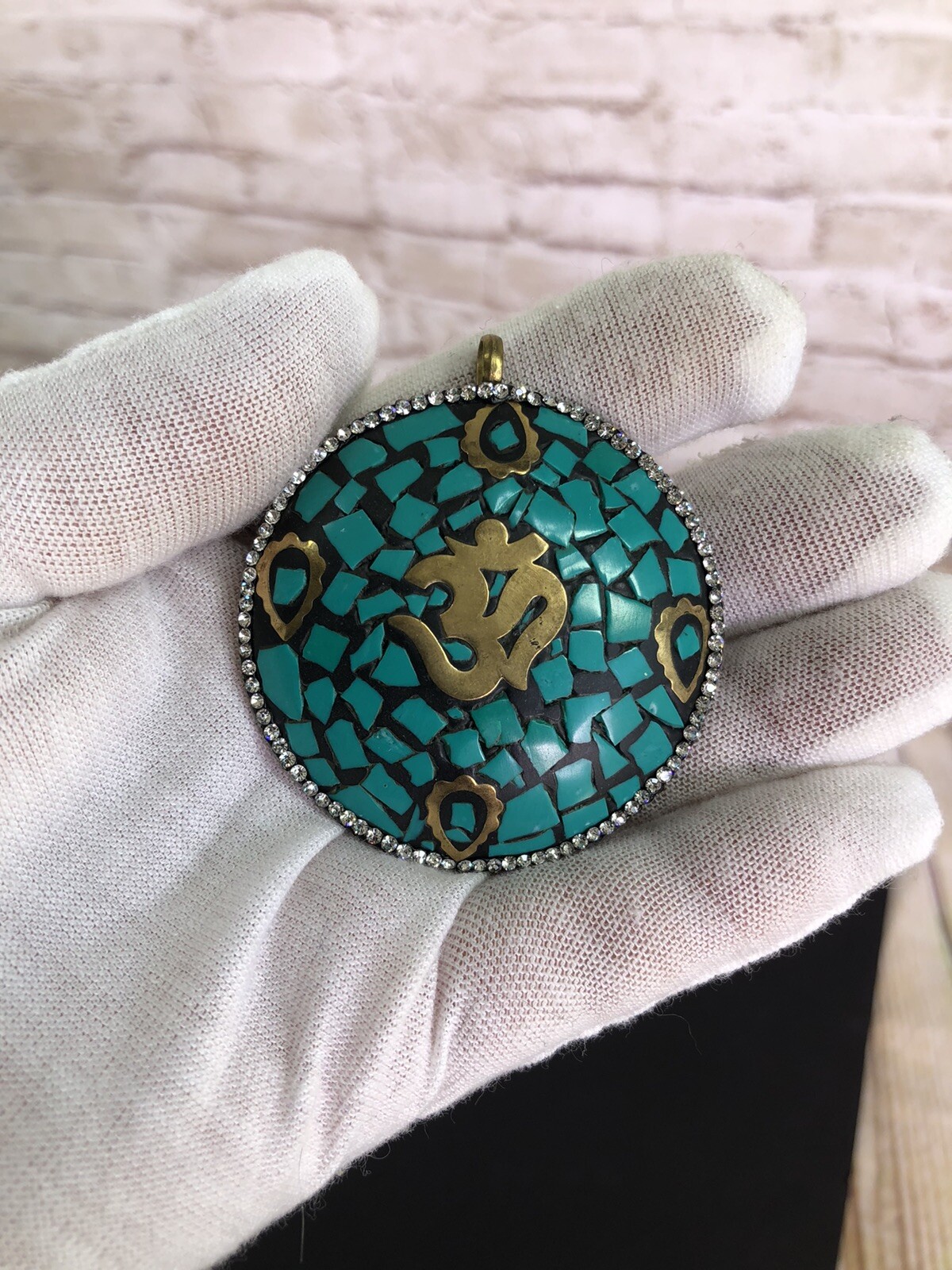 vtg OM Mantra turquoise brass pendant Tibet NEPAL newly crystal embellished