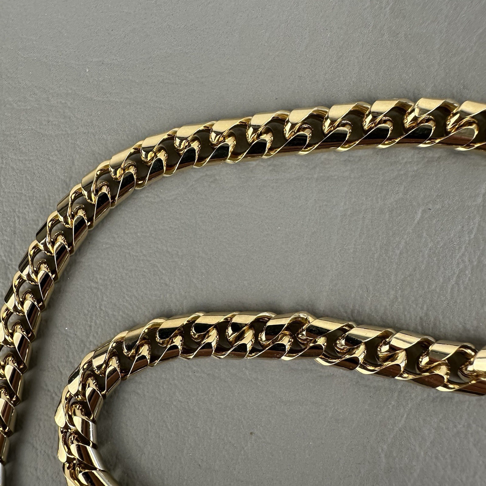 Vintage Necklace Gold Tone Flat Curb Chain Unisex Heavy 24″ 77g