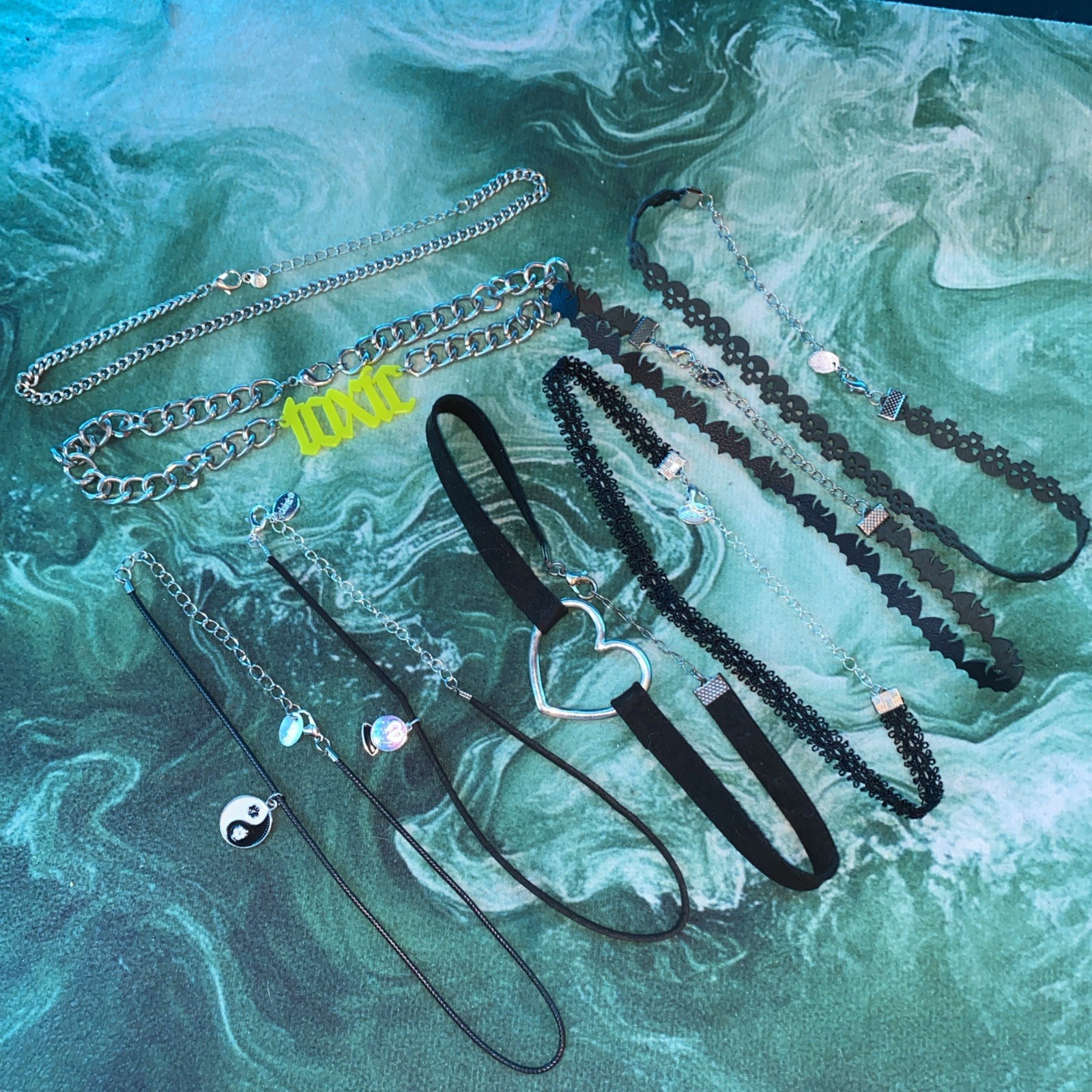 8 Chokers (4 lace-like, 2 string with pendants, 2 chains)