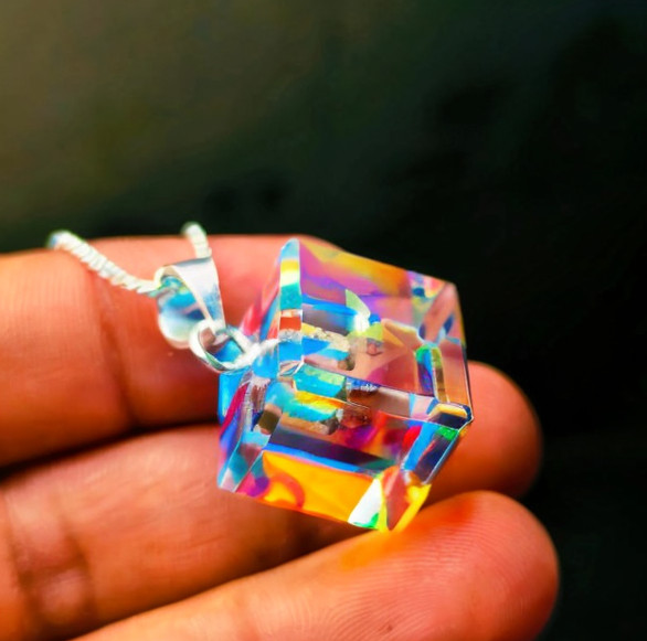 17 x 17 MM Cube Cut Rainbow Color Mystic Topaz Pendant Sliver Jewelry With Chain