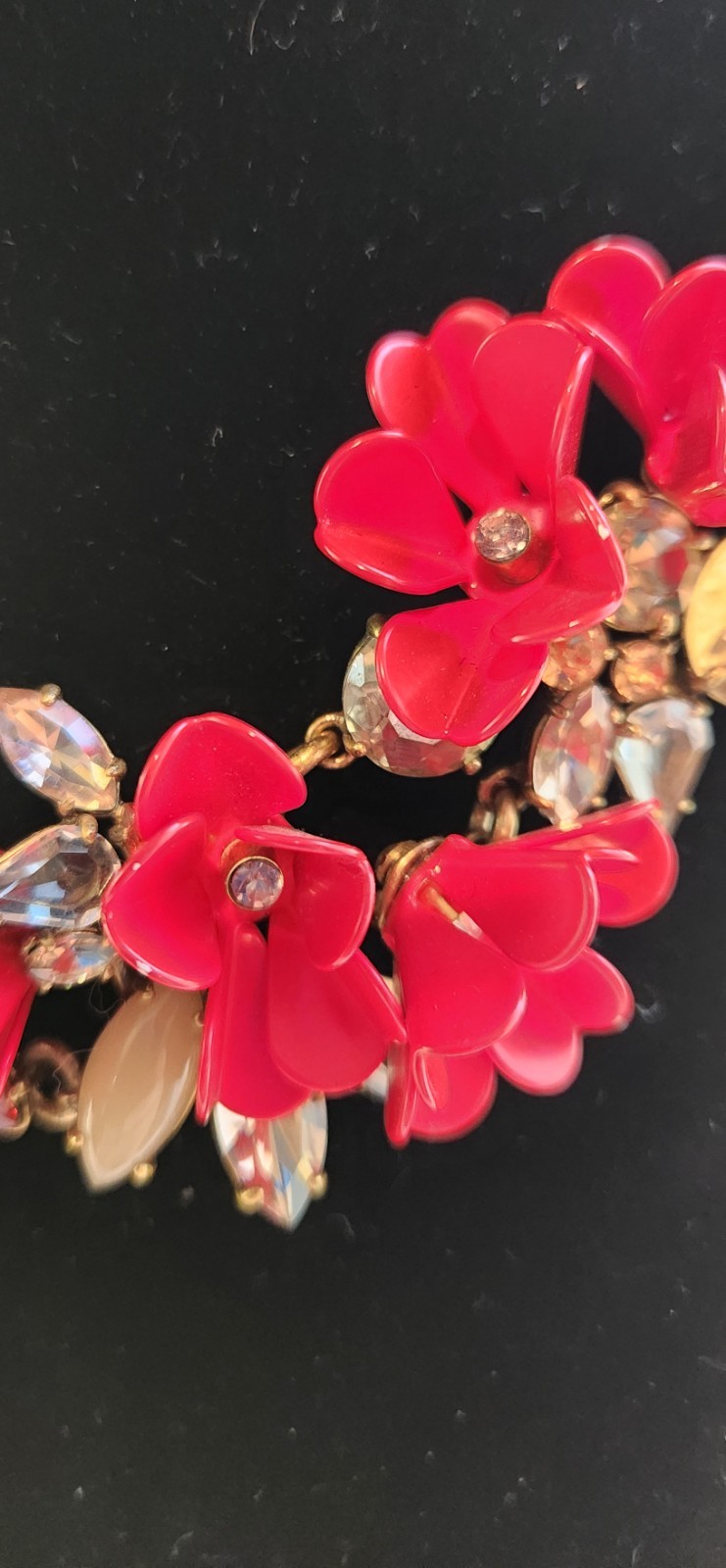 J.CREW Signed Red Flower Collar Statement Necklace Crystal Rhinestone Lobster