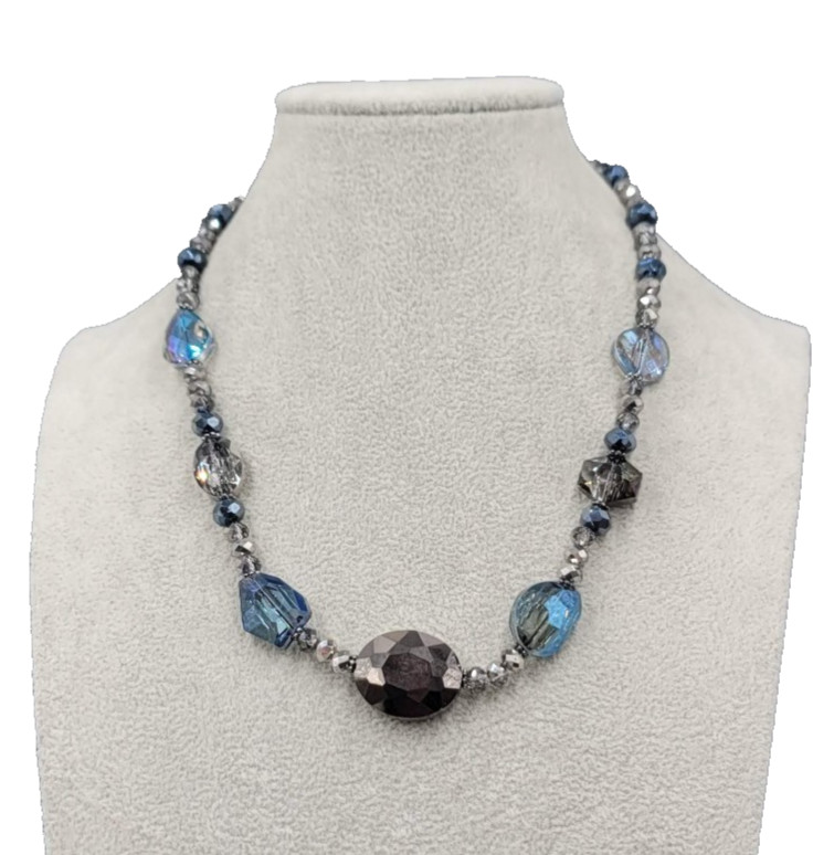 Purple Blue Crystal Bead Necklace Silver tone Sparkle! 18″ – 20″