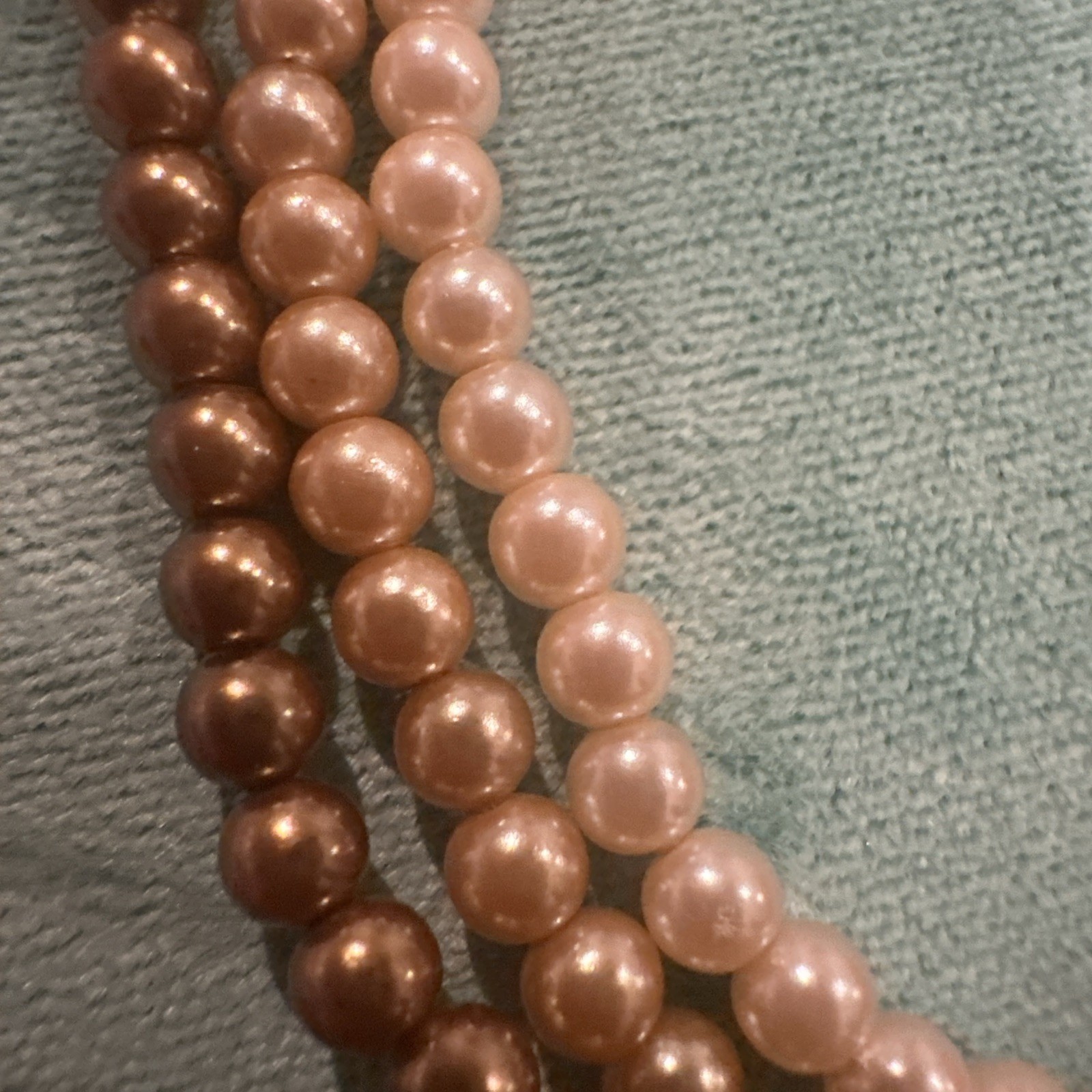 V Beautiful 18 Inches Pearl Necklace In 3 Colors for Women Fashion Jewelry