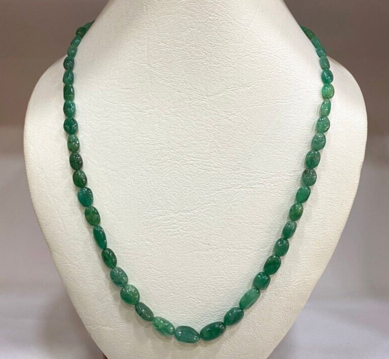 AAA+ Zambian Emerald Smooth Oval Beads, Emerald Oval Beads Necklace, 1 Stand.
