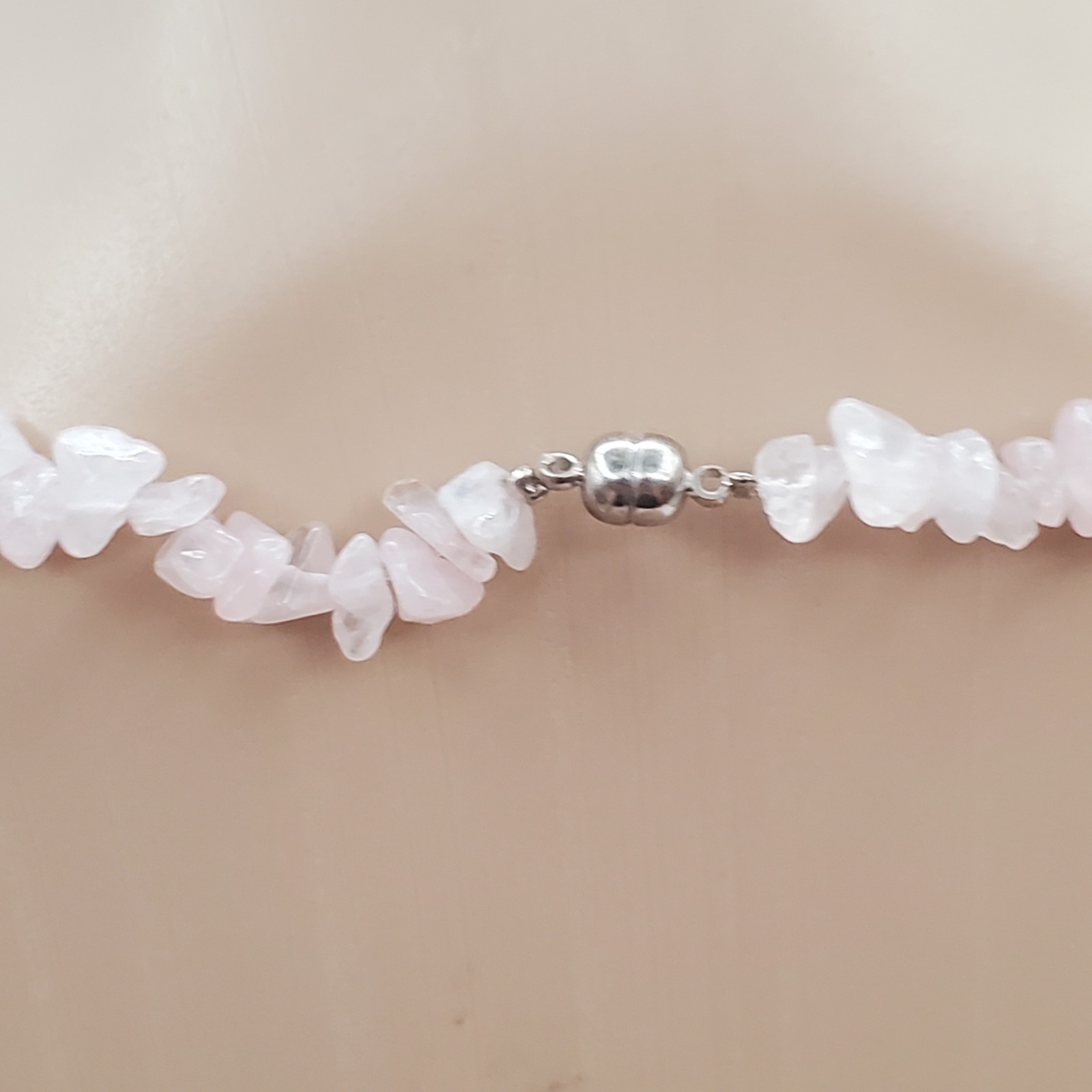 Rose Quartz Gemstone Chip Bead Necklace 23in Pale Pink Stones Magnetic Clasp VTG