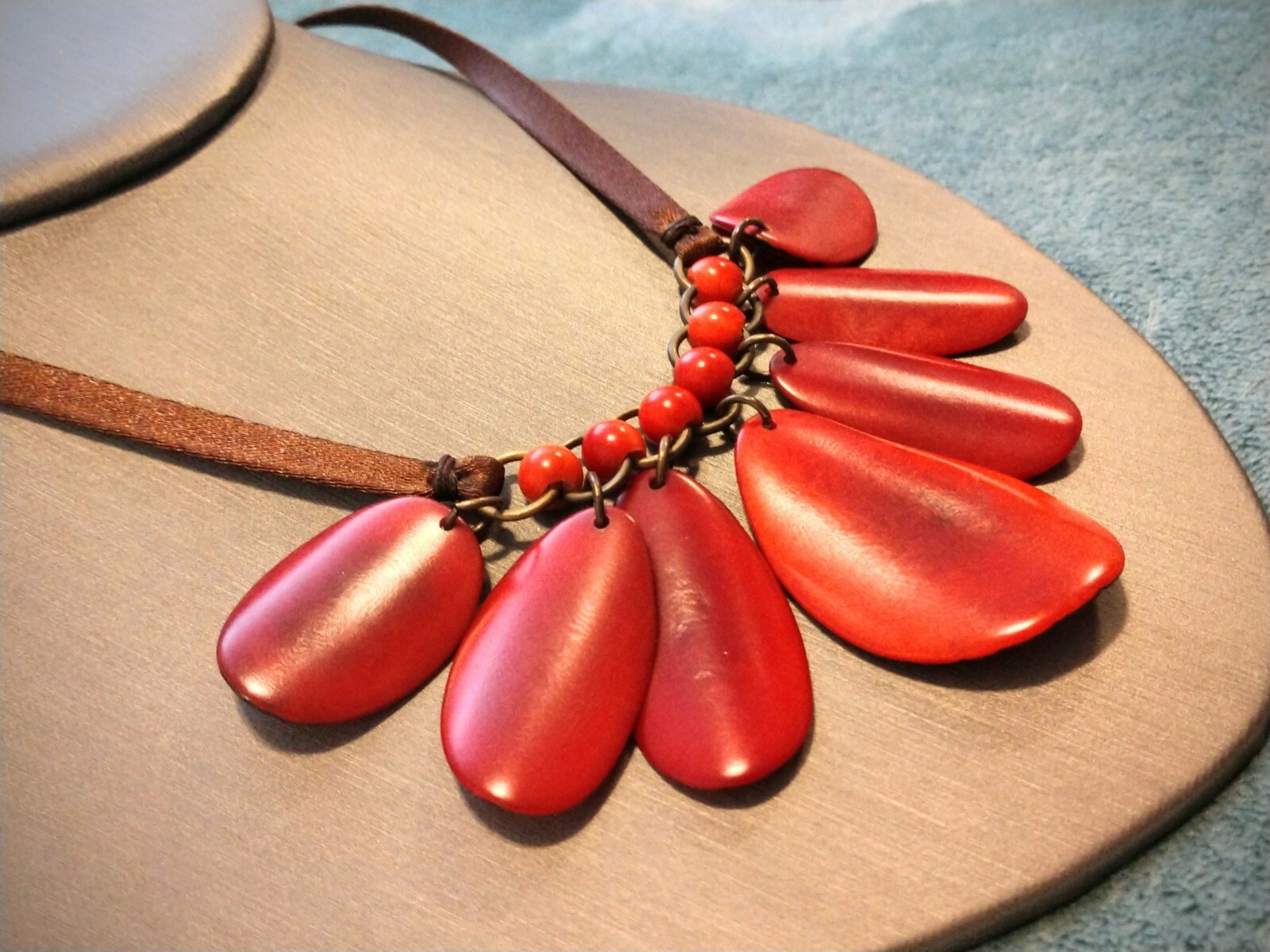 Voguish & Hot Red Wavy Ovals and Beads with Brown Cord Strand Necklace ~ Choker