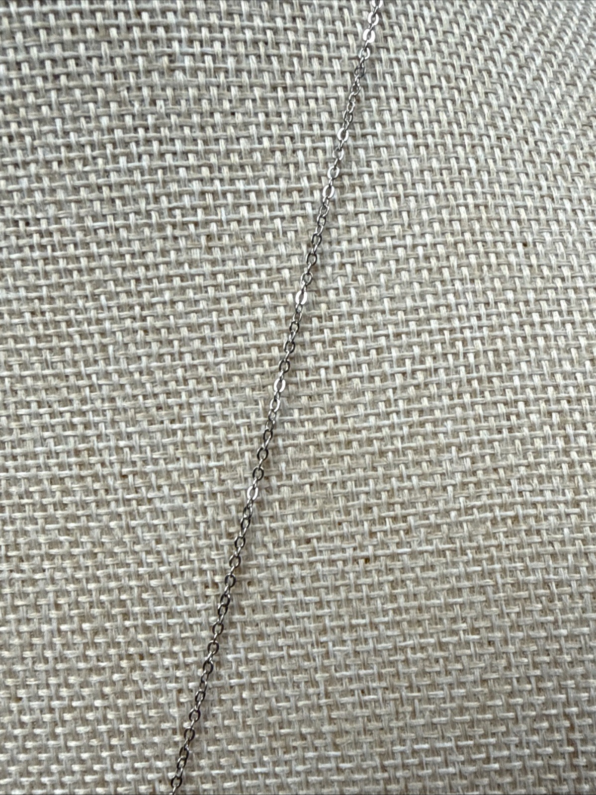 Interlocking Circles Necklace. 925 Sterling Silver. 18-20in. Mother & Child. E6