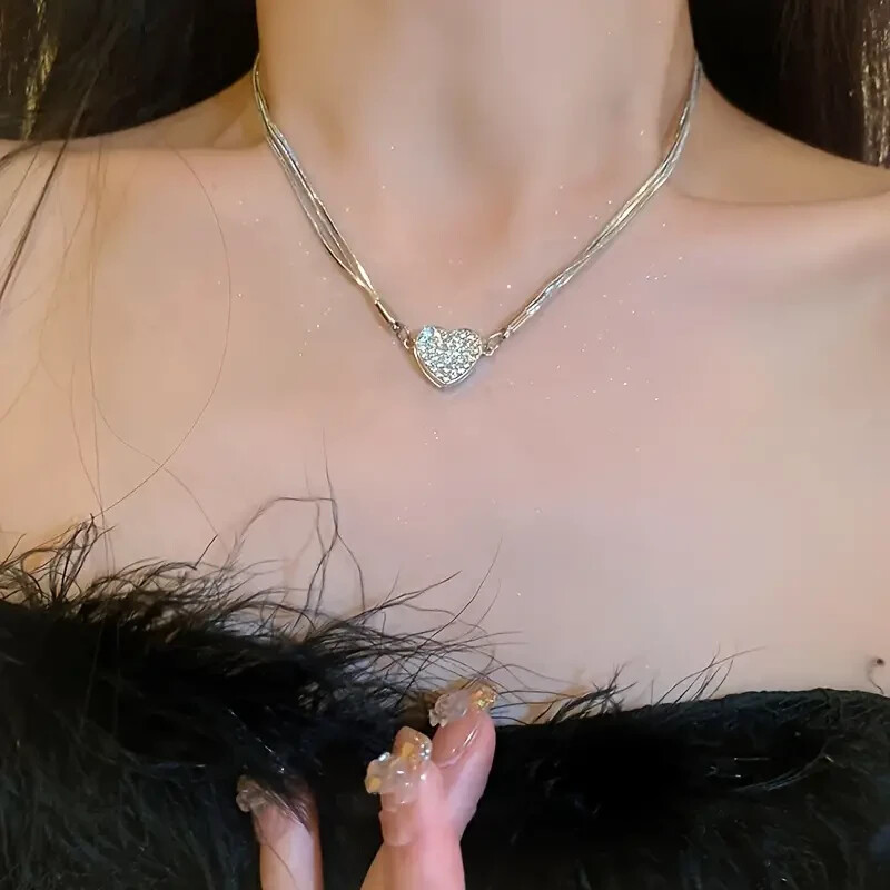 Magnetic 3 Layer Love Heart Shape Rhinestone Silvery Necklace Women Fashion Gift