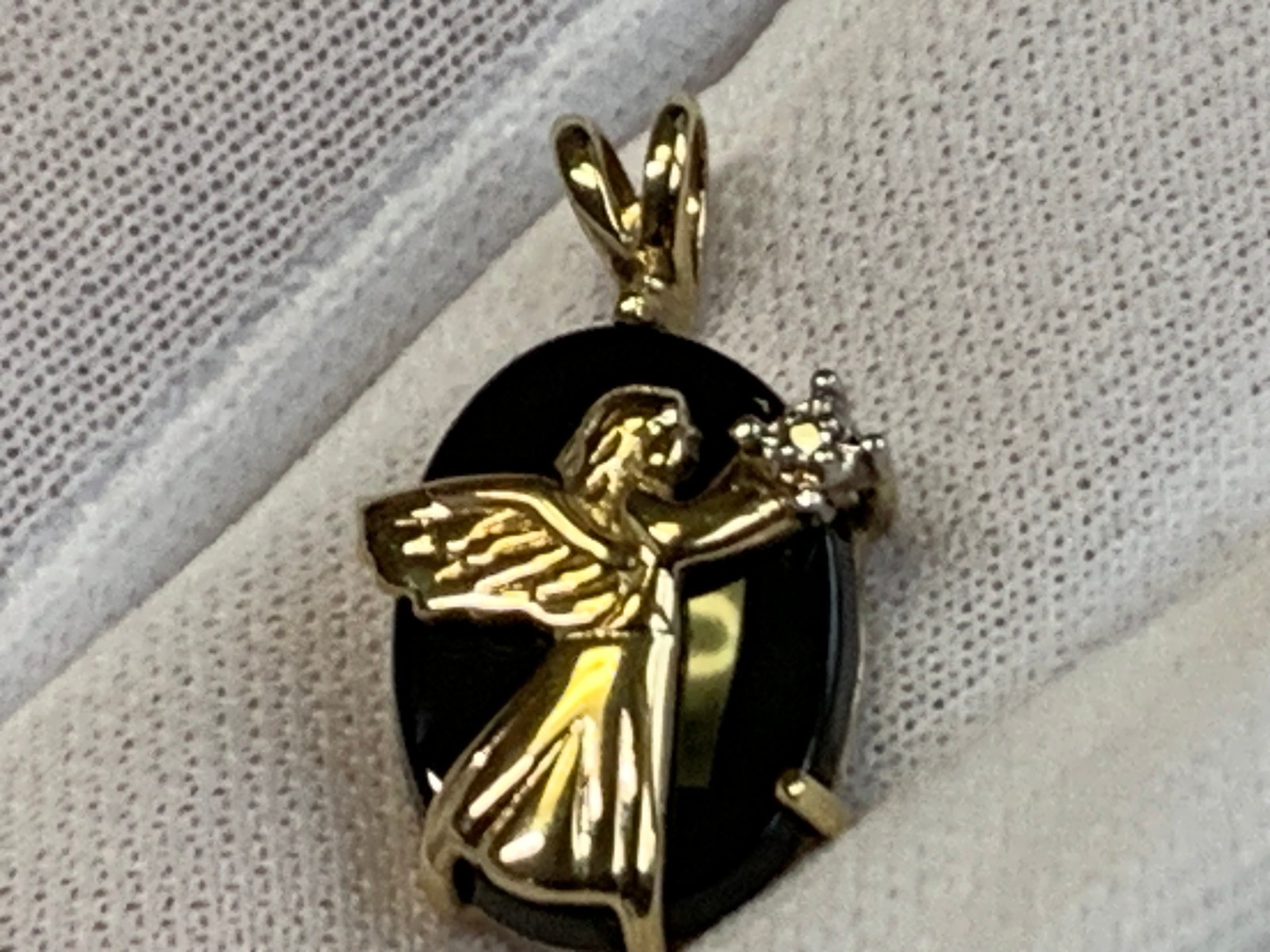 10K Yellow Gold Angel Pendant 1.67g Fine Jewelry Onyx Look Charm *READ*