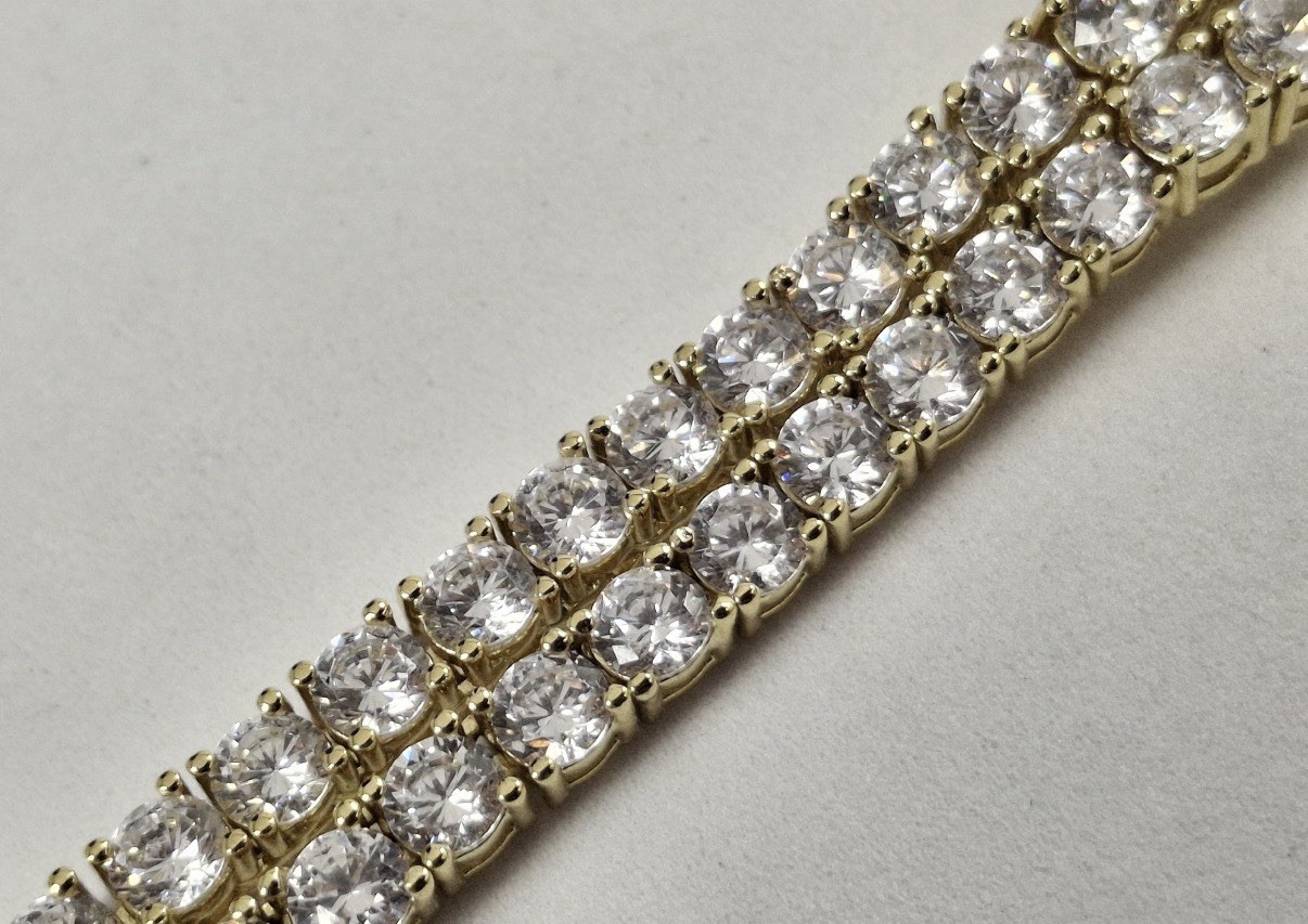 King Ice x 7-Eleven Gold Tone CZ Pendant Necklace Tennis Chain w/ Box Authentic